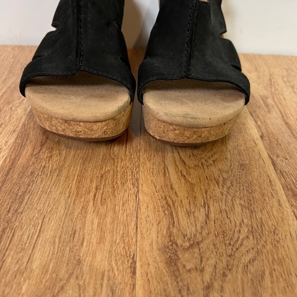 Clarks Collection Black Wedge Open Toe Heels - Picture 2 of 8